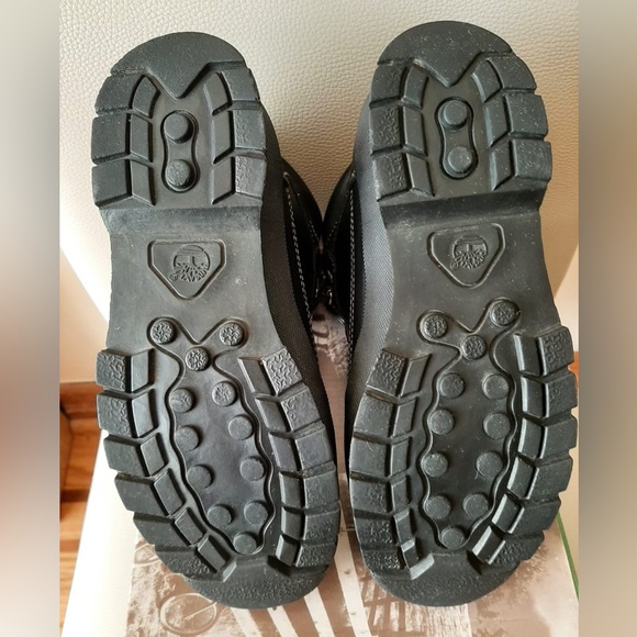 Vintage Timberland Boots - Picture 13 of 13